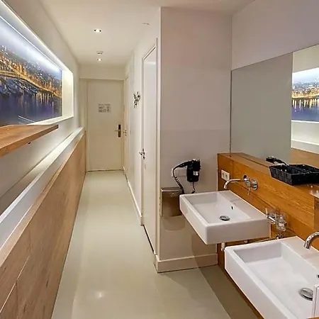 Marnix360apartments-suites Jordaan Apartmanhotel