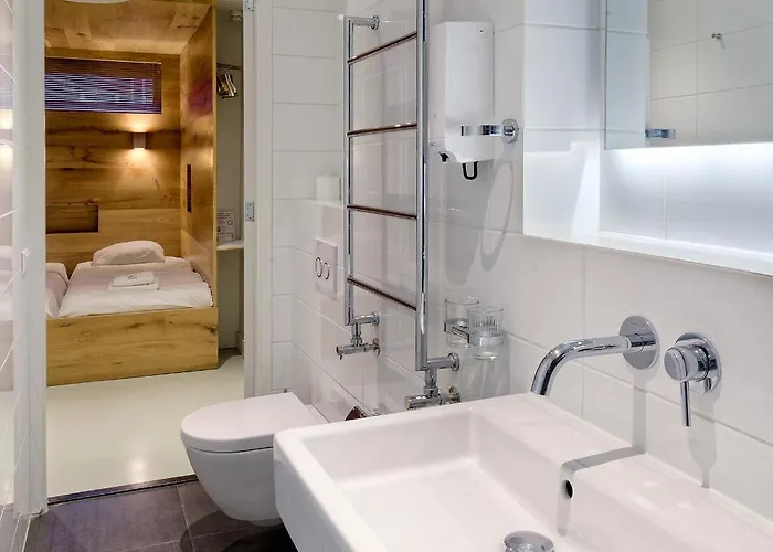 Marnix360apartments The Mansion