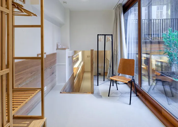 Marnix360apartments The Mansion 3*