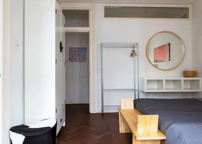 Marnix360apartments The Mansion 3*